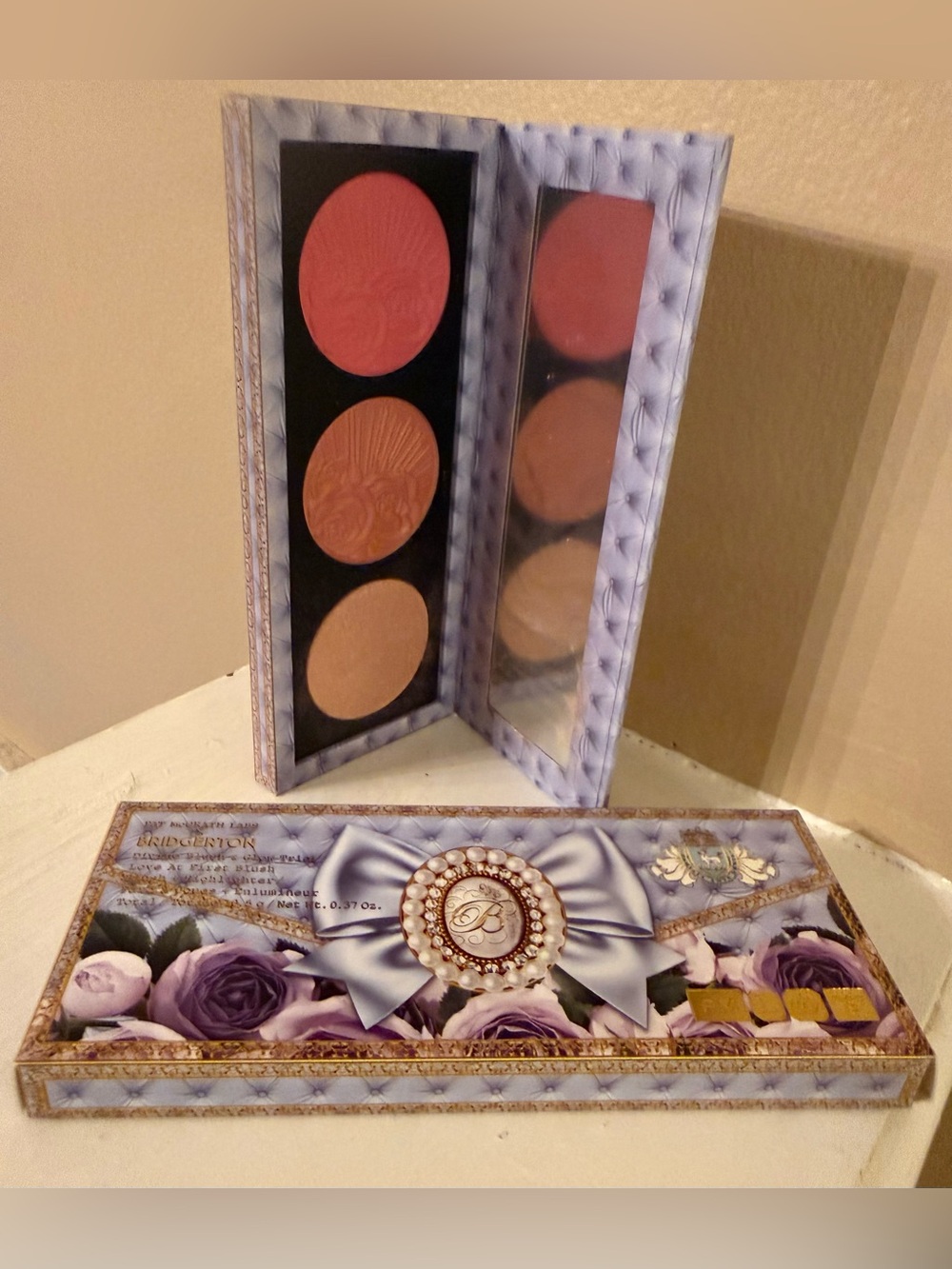 Pat McGrath Labs x Bridgerton Divine Blush+ Glow Trio "Love at First Blush" - Picture 3 of 4
